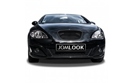 Решетка радиатора Seat Leon 2009-2012