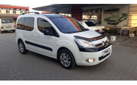 Дефлектор капота Citroen Berlingo