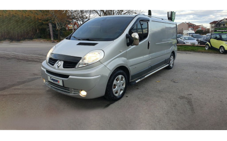 Дефлектор капота Opel Vivaro 