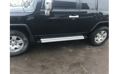 Подножки Toyota FJ Cruiser