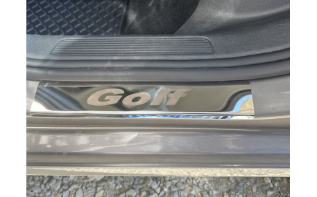 Накладки на пороги Volkswagen Golf 4
