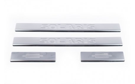 Накладки на пороги Hyundai Accent