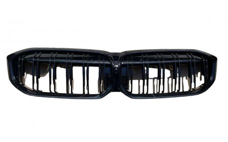 Решетка радиатора BMW 3 G20 2022-2024