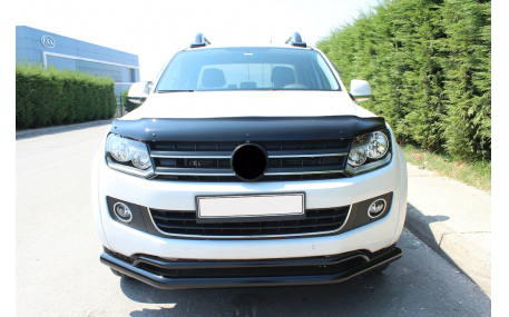 Дефлектор капота Volkswagen Amarok 