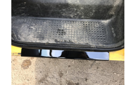 Накладки на пороги Volksqagen T4