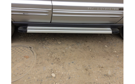 Подножки Jeep Grand Cherokee