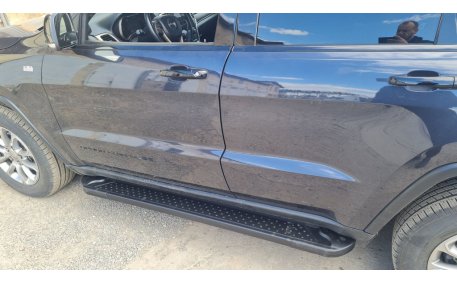 Подножки Jeep Grand Cherokee