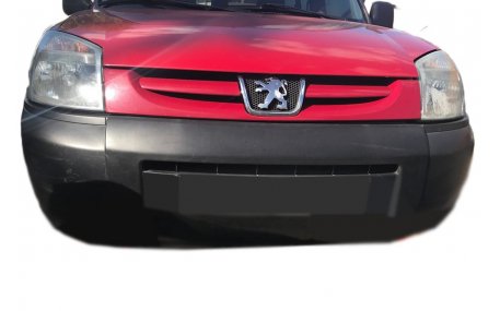 Зимняя накладка на решетку Peugeot Partner