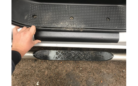Накладки на пороги Opel Vivaro