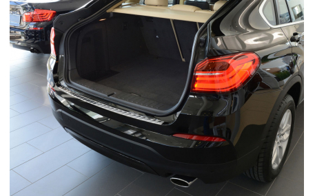 Накладка на задний бампер BMW X4 (F26)