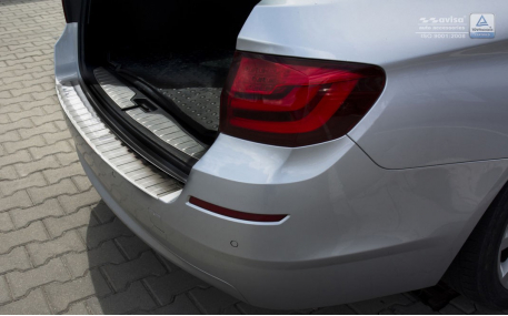 Накладка на задний бампер BMW 5 (F11)