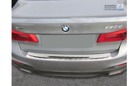 Накладка на задний бампер BMW 5 G30