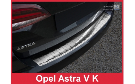 Накладка на задний бампер Opel Astra K