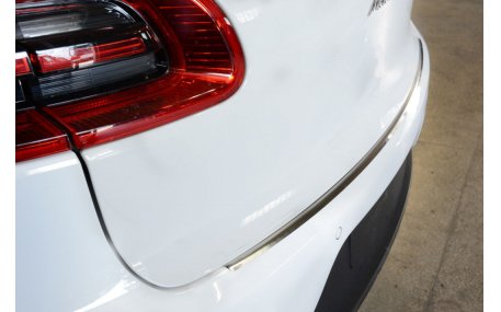 Накладка на задний бампер Porsche Macan