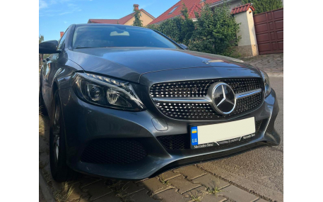 Решетка радиатора Mercedes C-Class W205 2018-2021