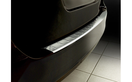 Накладка на задний бампер Skoda Superb