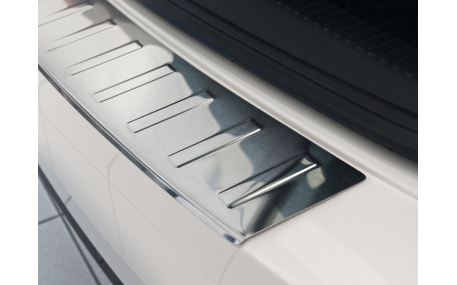 Накладка на задний бампер Skoda Octavia A7 2013-2017