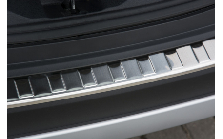 Накладка на задний бампер Toyota RAV4 2012-2015