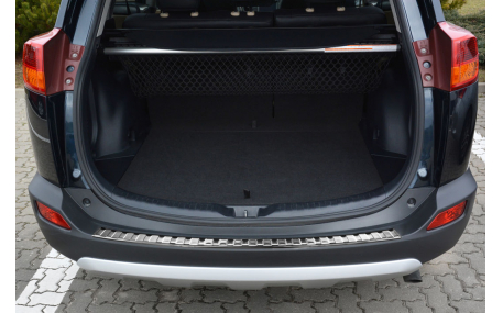 Накладка на задний бампер Toyota RAV4 2012-2015