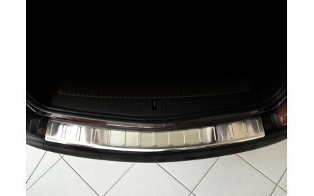 Накладка на задний бампер Opel Astra J