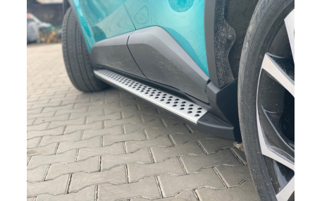 Подножки Toyota C-HR