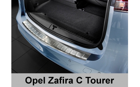 Накладка на задний бампер Opel Zafira C
