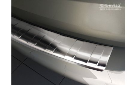 Накладка на задний бампер Skoda Fabia