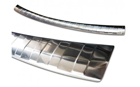 Накладка на задний бампер Honda CR-V