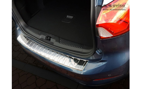 Накладка на задний бампер Ford Focus MK4