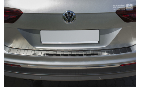 Накладка на задний бампер Volkswagen Tiguan