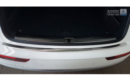 Накладка на задний бампер Audi Q5