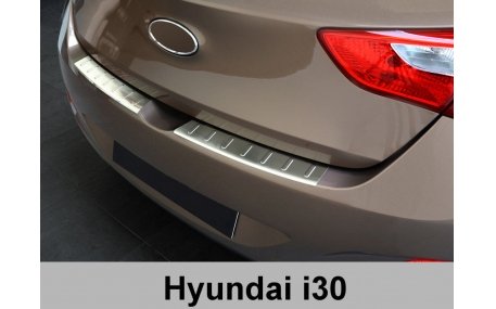 Накладка на задний бампер Hyundai i30