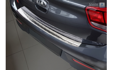 Накладка на задний бампер Kia Rio