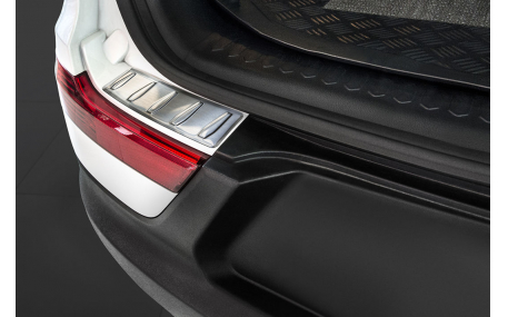 Накладка на задний бампер Kia Sportage R