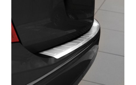 Накладка на задний бампер Mercedes C-class W204