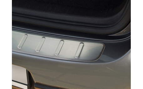 Накладка на задний бампер Volkswagen Golf 5