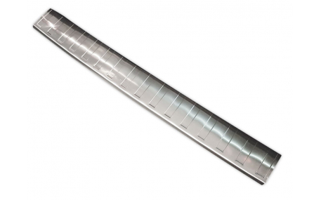 Накладка на задний бампер Opel Vivaro