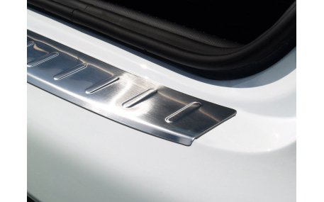 Накладка на задний бампер Renault Clio