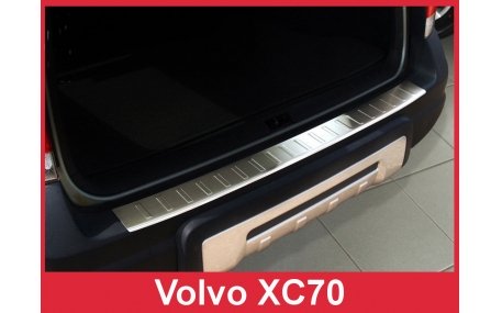 Накладка на задний бампер Volvo XC70