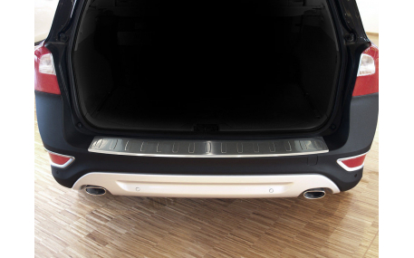 Накладка на задний бампер Volvo XC70