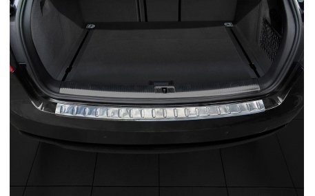 Накладка на задний бампер Audi A4 B8 Avant