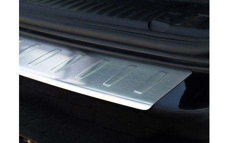 Накладка на задний бампер BMW E61