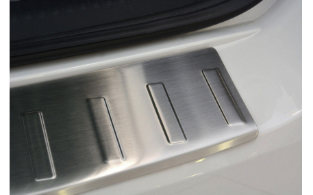 Накладка на задний бампер Skoda Spaceback