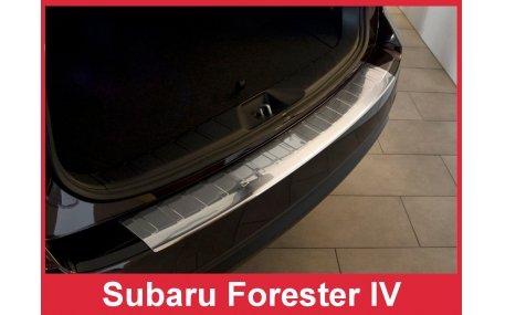Накладка на задний бампер Subaru Forester