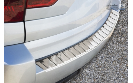 Накладка на задний бампер BMW X3 E83