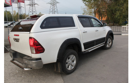 Арки Toyota Hilux