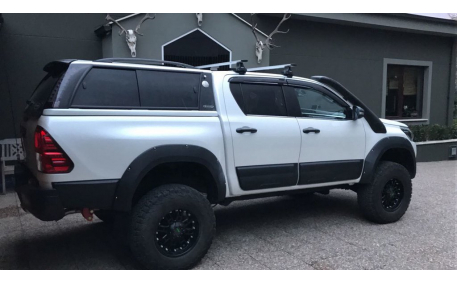 Арки Toyota Hilux