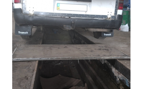 Брызговики Ford Transit