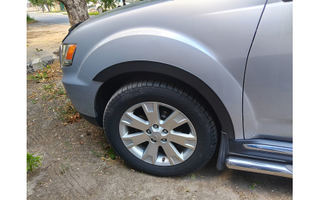 Арки Mitsubishi Outlander