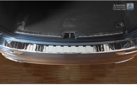 Накладка на задний бампер Volvo XC60